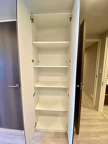 収納 ベイシティタワーズ神戸WEST 10階/-