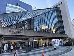 東京芸術劇場 400m