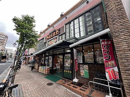 SainE(セーヌ)よしや神楽坂店 460m
