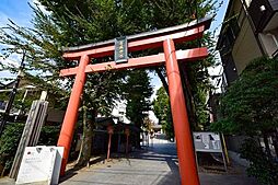 赤城神社 590m