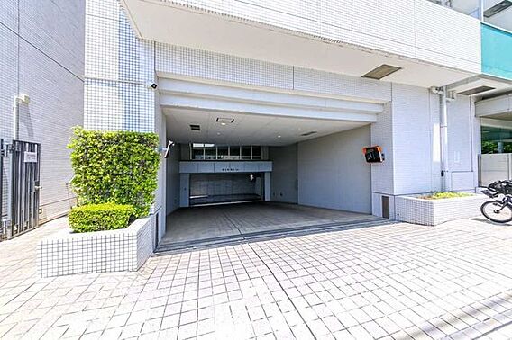 入口