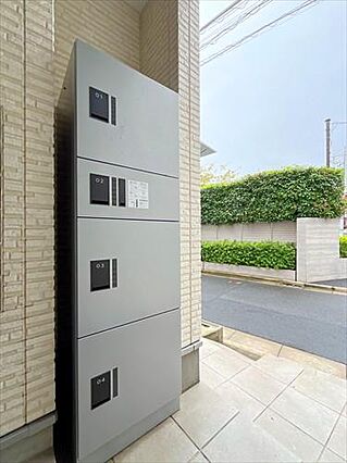 宅配ボックス