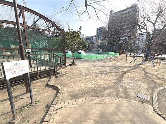 新宿区立北柏木...
