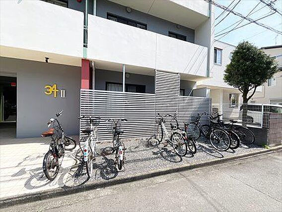駐輪場