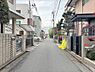 その他：前面道路（物件：右手）