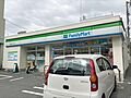 ファミリーマー...