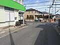 南東側前面道路...