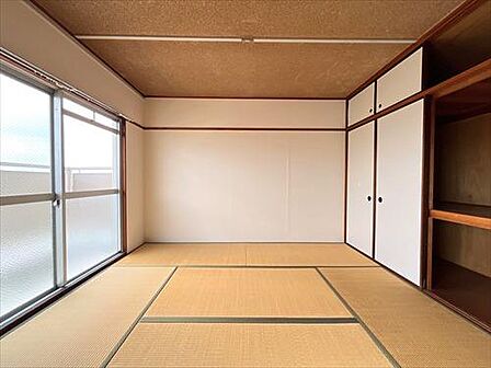 南西側和室約6帖
