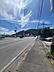 その他：南側前面道路（東側から撮影）