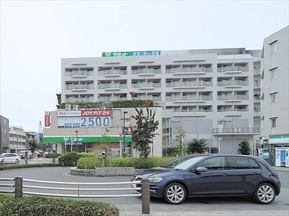 サミットストア...