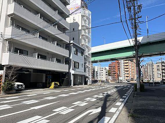 前面道路-1
