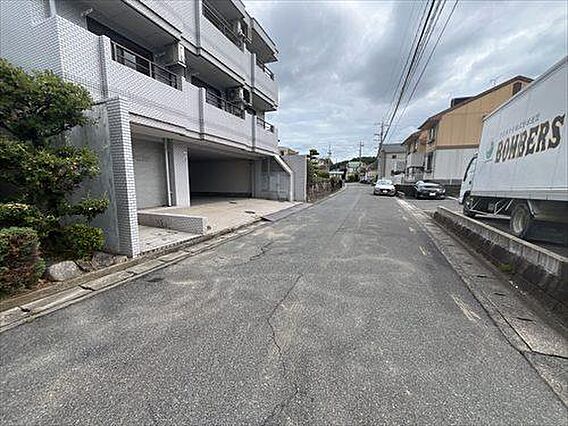 前面道路（20...