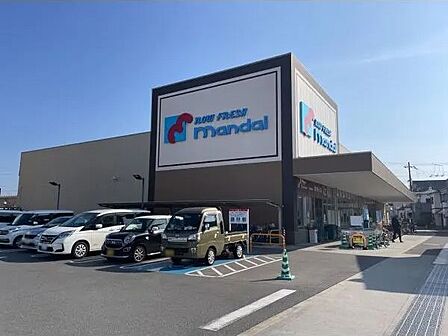 mandai堺深井店 330m