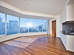 ＴＨＥ　ＴＯＹＯＳＵ　ＴＯＷＥＲ