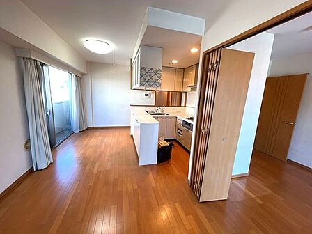 LDK(照明・エアコン・カーテンは価格に含まれます)