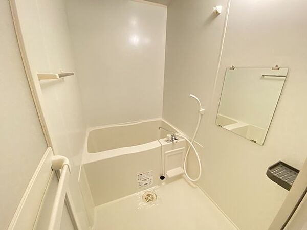 画像17:浴室