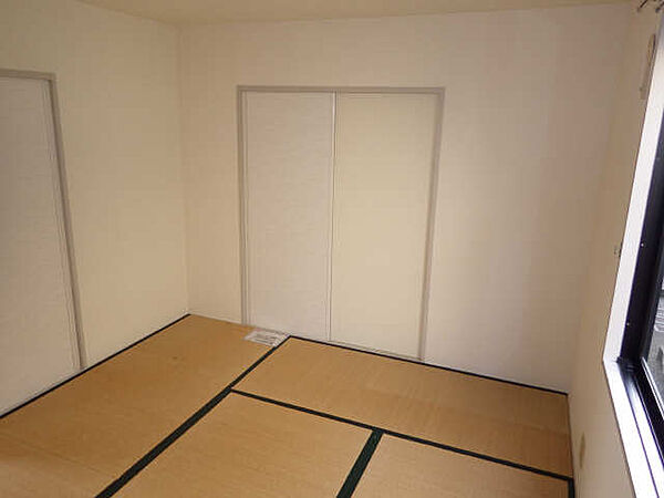 画像20:和室は落ち着きますね。