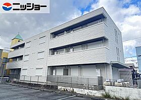 シャーメゾン栄町  ｜ 三重県津市栄町4丁目（賃貸マンション1LDK・2階・42.58㎡） その1