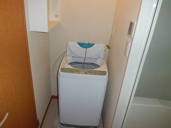 画像9:洗濯機。