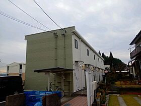 レオパレスハサマ 203 ｜ 岐阜県可児市中恵土字ハサマ111-1（賃貸アパート1K・2階・24.00㎡） その1