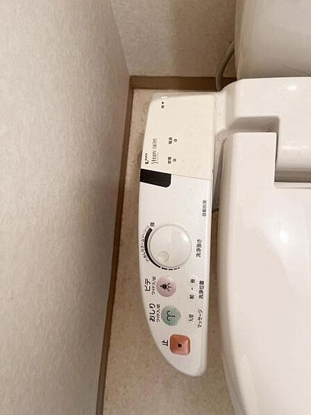 ■ウォシュレット保温便座で快適なトイレタイムを