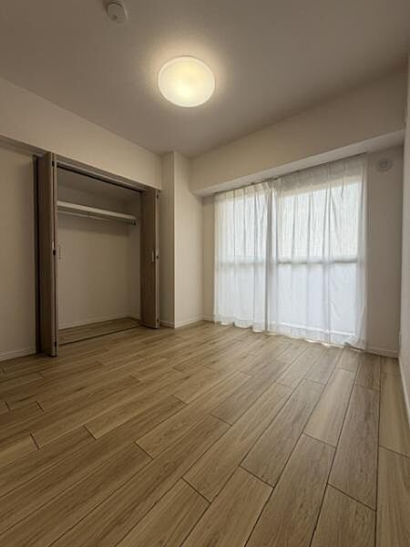 洋室を拡大表示
