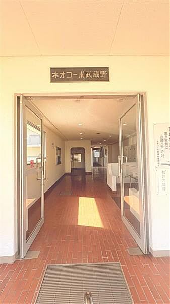 エントランスを拡大表示