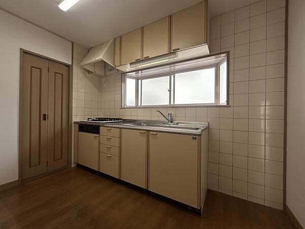 キッチンを拡大表示