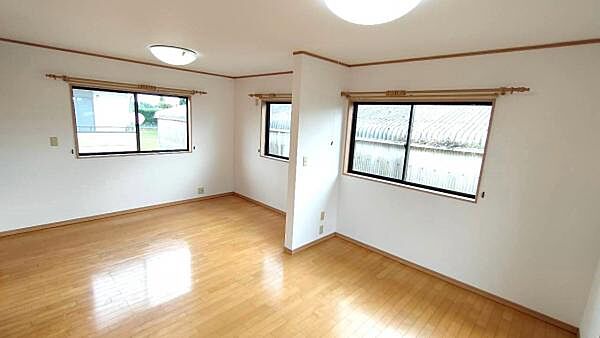 洋室を拡大表示