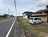 外観：見通しの良い隣接道路