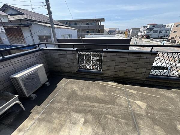 バルコニーを拡大表示
