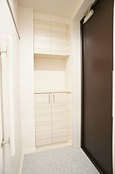 【玄関】収納力の高いシューズボックス付