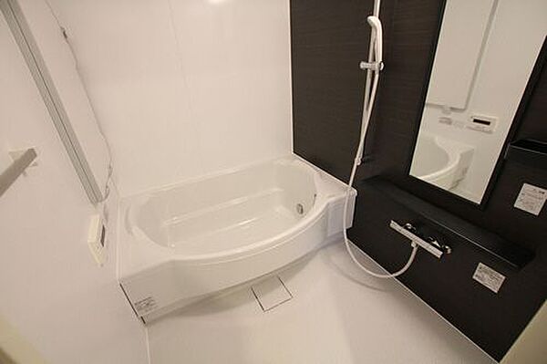 apartment 埼玉県日高市大字中鹿山98-39
地図を見る