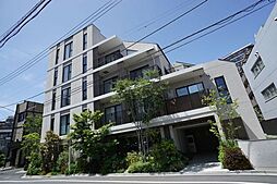 建物東側からの外観です。