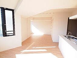 洋室の引き戸を壁に引き込み、ＬＤＫと洋室をつなげると18．5帖の大空間が広がります！
