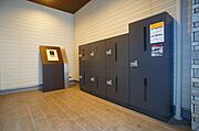 不在時の荷物受け取りに便利な宅配ボックス付き♪