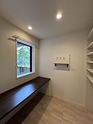 【ワークスペース】キッチン横に設置してあるワークスペースです☆