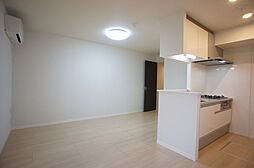 エレガンテ 00106 1階2LDKの室内