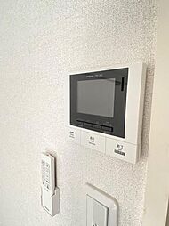 【セキュリティ】不在時の来訪者も確認できて安心な録画機能付きカラーモニターホンは、防犯効果が高く、安心・安全なシャーメゾンライフをご提供します♪