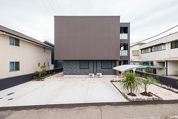 ハレレア 301｜群馬県伊勢崎市上泉町(賃貸マンション1LDK・3階・47.50㎡)の写真 その1