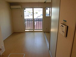 プレシャス上大島　II 205 2階1LDKのリビング/ダイニング