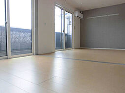 ハイグレードみずほ野 303 3階1LDKのリビング/ダイニング