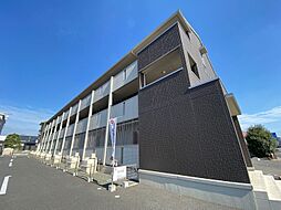 エメラルドグリーン