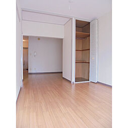 石渡第7ビル 0302 3階2LDKのリビング/ダイニング