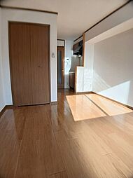 アヴァンリヴィエール 102