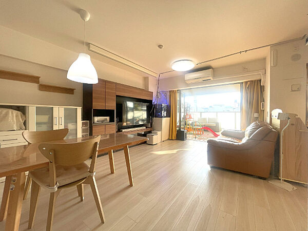 リビング/ダイニング