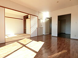 ドミール平和台 0505 5階3LDKのリビング/ダイニング