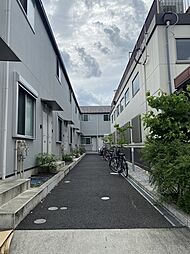 5 / 11