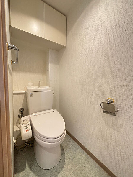 トイレを拡大表示