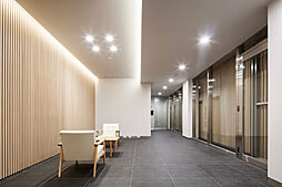 12 / 18